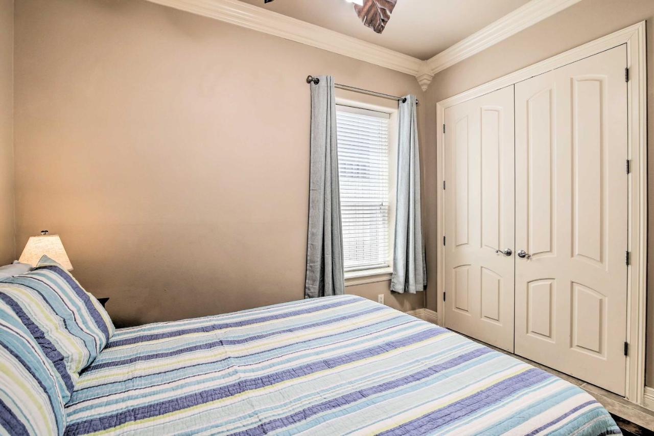 South Padre Island Condo - 200 Ft To Beach! Экстерьер фото